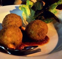 Via Napoli Pizzeria - Accommodation Melbourne