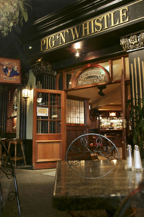 Pig N Whistle British Pub Indooroopilly - Accommodation Melbourne 3