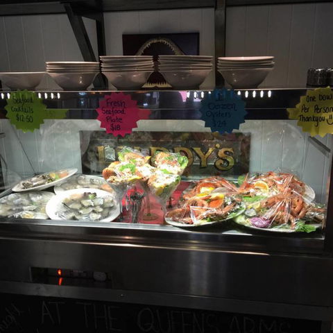 Queens Arms Hotel - Accommodation Melbourne 1