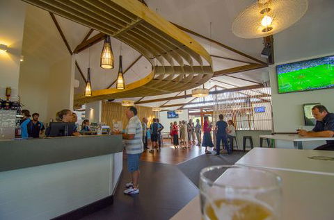 The Sun Bistro - Accommodation Melbourne 1