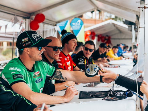 B-Rock Super Wednesday - Driver Signing - Melbourne 4u 0