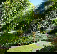 Camelot Garden Stroll - Accommodation Melbourne