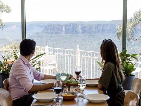 Christmas Day Lunch At The Lookout Echo Point - Accommodation Melbourne 0