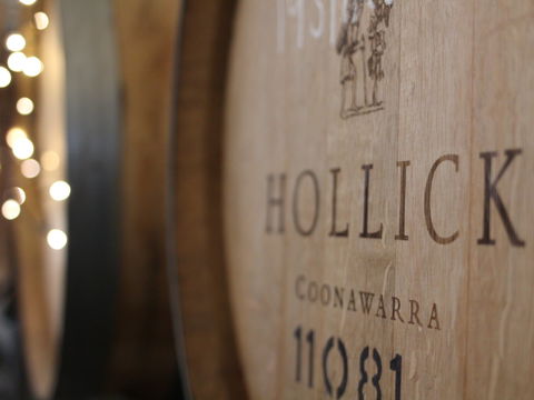 FOUR & TWENTY BLACKBIRDS - Accommodation Melbourne 0