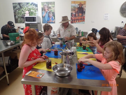 Fruit Bottling Sessions At Rayner's Orchard - Accommodation Melbourne 2
