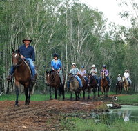 Night Horse Ride and Dinner - Accommodation Melbourne