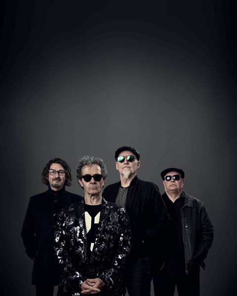 Choirboys: The Hits And Six-pack Of Bruce Springsteen Bulli - Melbourne 4u 0
