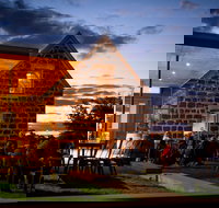 Dusk at the Door - Accommodation Melbourne