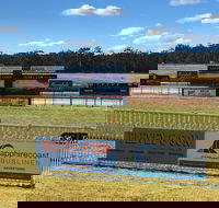 Tathra Cup Hawaiian Themed Fashions on the Field - Accommodation Melbourne