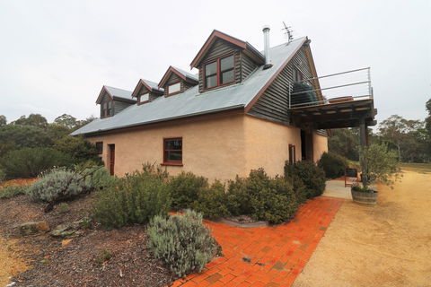 Yarralaw Springs Wines  - Cellar Door Wine Tasting - Accommodation Melbourne 2