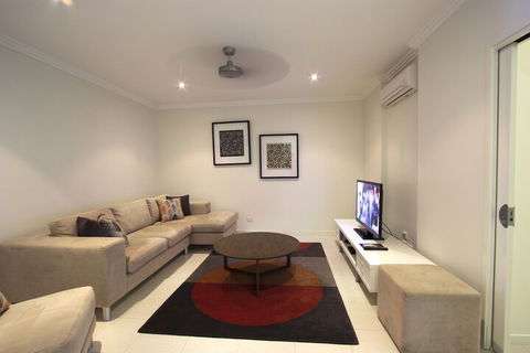 Island Views - Accommodation Melbourne 3