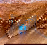 Desert Cave Hotel - Accommodation Melbourne