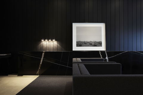 Burbury Hotel & Apartments - Accommodation Melbourne 2