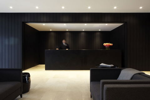 Burbury Hotel & Apartments - Accommodation Melbourne 0