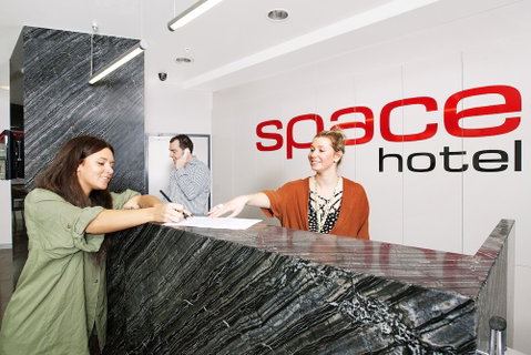 Space Hotel - Hostel - Accommodation Melbourne 2