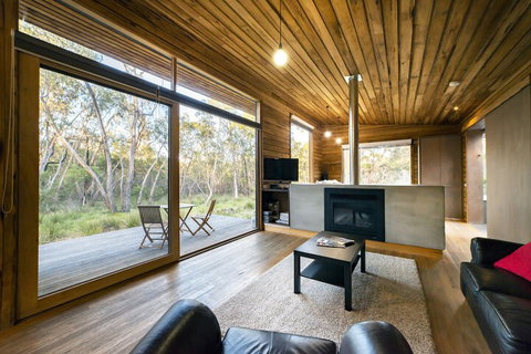 DULC Cabins - Accommodation Melbourne 2