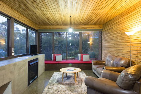 DULC Cabins - Accommodation Melbourne 5