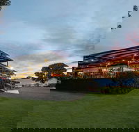 The Huskisson - Accommodation Melbourne