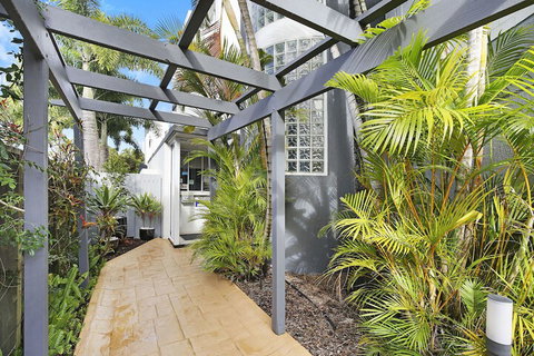 Beachside Mooloolaba - Accommodation Melbourne 1