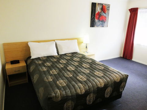 Edinburgh Motor Inn - Accommodation Melbourne 5