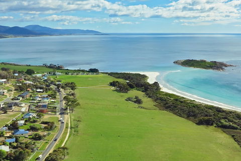 Diamond Island Resort & Bicheno Penguin Show - Accommodation Melbourne 3