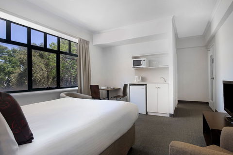 BreakFree Directors Studio - Accommodation Melbourne 5