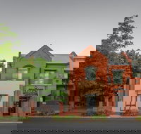 Majestic Old Lion Apartments - Accommodation Melbourne