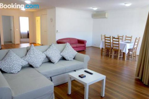 Kingston Terrace Apartments - Accommodation Melbourne 4
