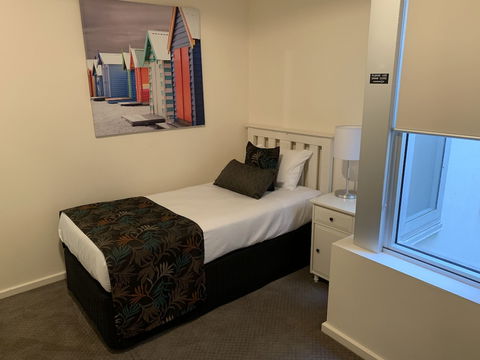 Ensenada Motor Inn And Suites - Accommodation Melbourne 3