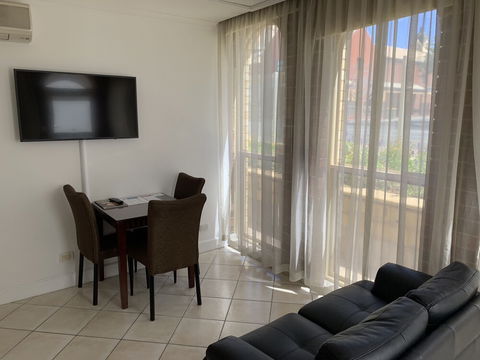 Ensenada Motor Inn And Suites - Accommodation Melbourne 5