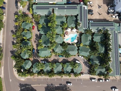 Palms City Resort - Accommodation Melbourne 0