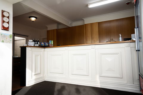 Admiralty Inn - Accommodation Melbourne 1