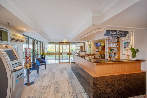 Gemini Court Holiday Apartments - Accommodation Melbourne 3