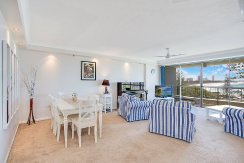 Gemini Court Holiday Apartments - Accommodation Melbourne 6