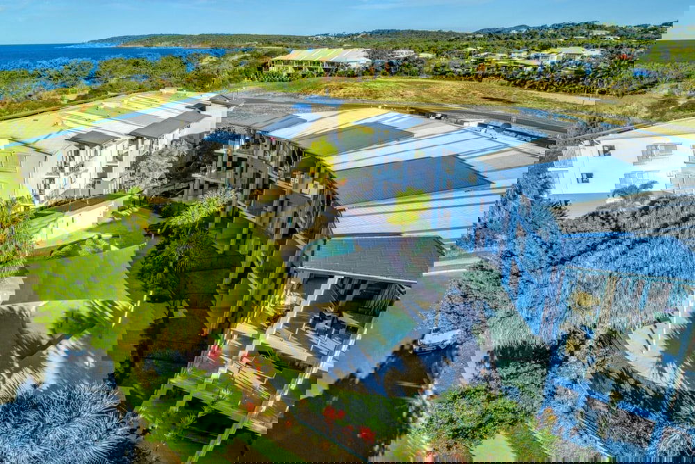 Captain Creek QLD Accommodation Melbourne