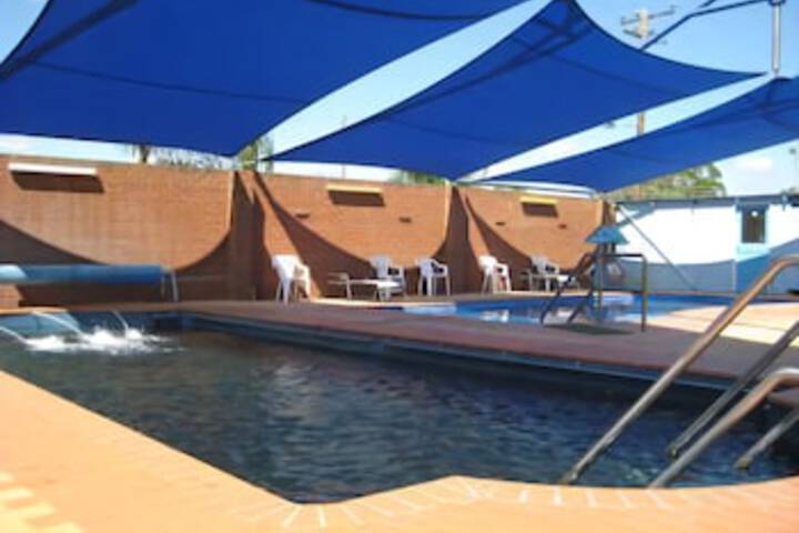 Moree NSW Accommodation Melbourne