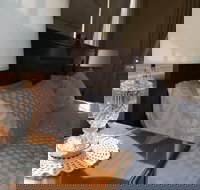 The Old Parkes Convent - Accommodation Melbourne