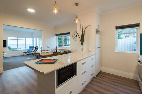 Sunrise At Penguin - Accommodation Melbourne 7