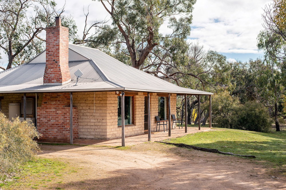 Mount Dryden VIC Accommodation Melbourne