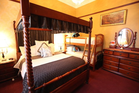 The Grand On Macfie - Accommodation Melbourne 4