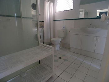 Pacific Sands Holiday Apartments - Accommodation Melbourne 1