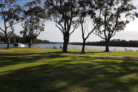 Bentley Waterfront Motel & Cottages - Accommodation Melbourne 2