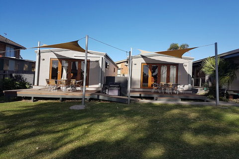 Bentley Waterfront Motel & Cottages - Accommodation Melbourne 3