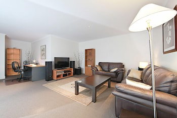 Accommodate Canberra - The Avenue - Accommodation Melbourne 3