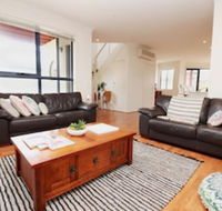 Ocean Whispers Cowes - Rejuvenate Stays - Accommodation Melbourne