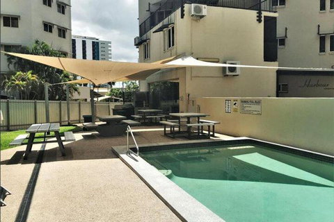 Inner City Cardona Court Apartment - Accommodation Melbourne 7