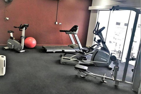 Inner City Cardona Court Apartment - Accommodation Melbourne 3