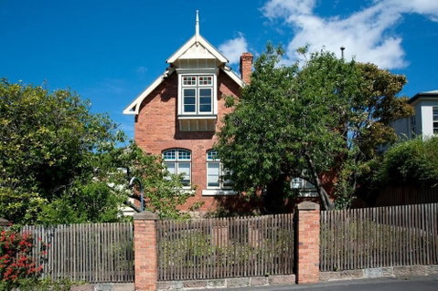 Lowena Cafe And Accommodation - Accommodation Melbourne 2