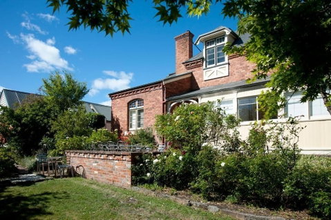 Lowena Cafe And Accommodation - Accommodation Melbourne 3