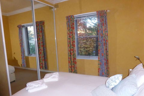 A Colourcity Apartments - Accommodation Melbourne 4